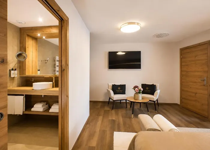 Maison Drapier - Lac De Madine Hotel Restaurant & Spa